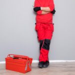 Arbeitssicherheit: Die Arbeitshose muss rot sein!